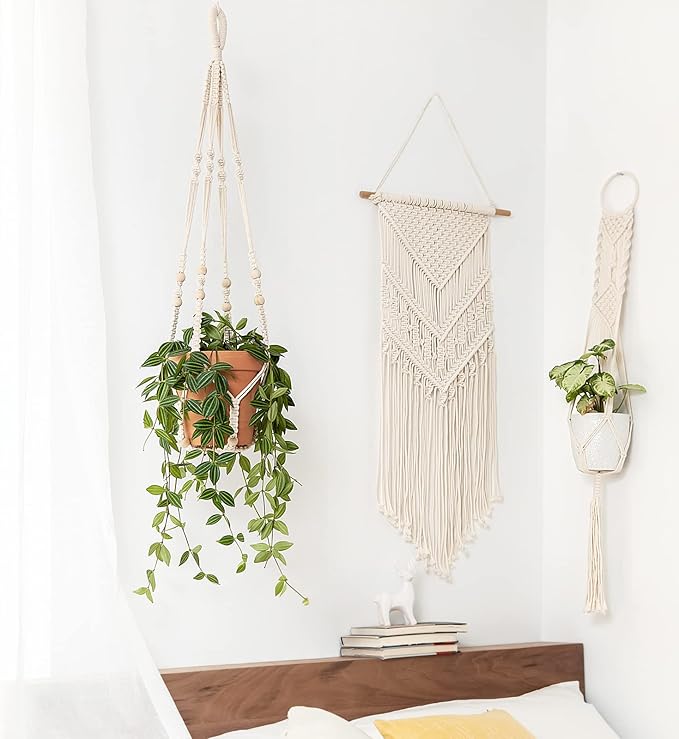 Macrame plant hanger design