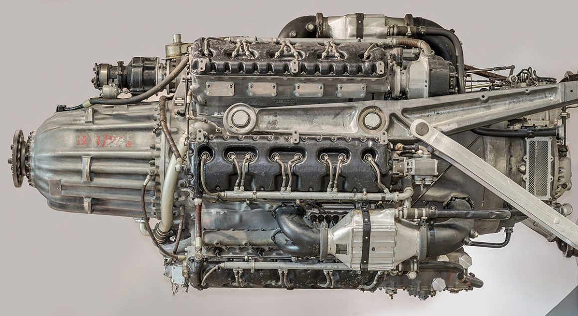 The Junkers Jumo 222, one of the 24-cylinder engines used by England in World War II