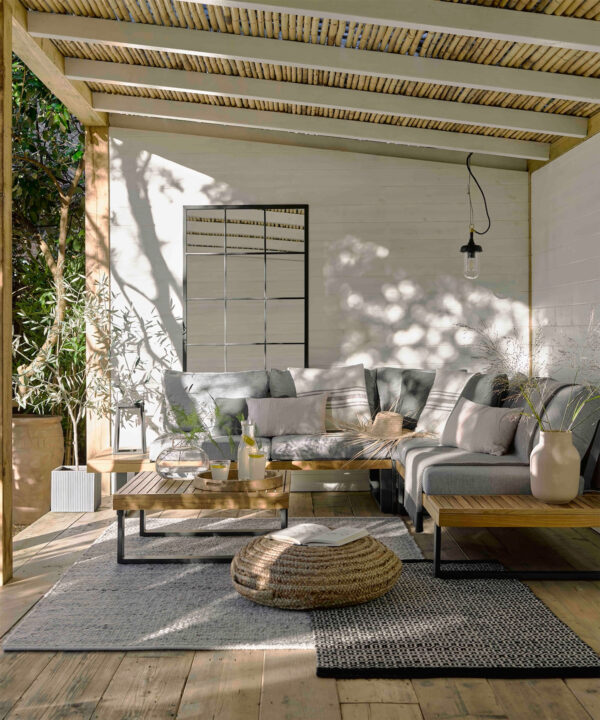 courtyard interior designs